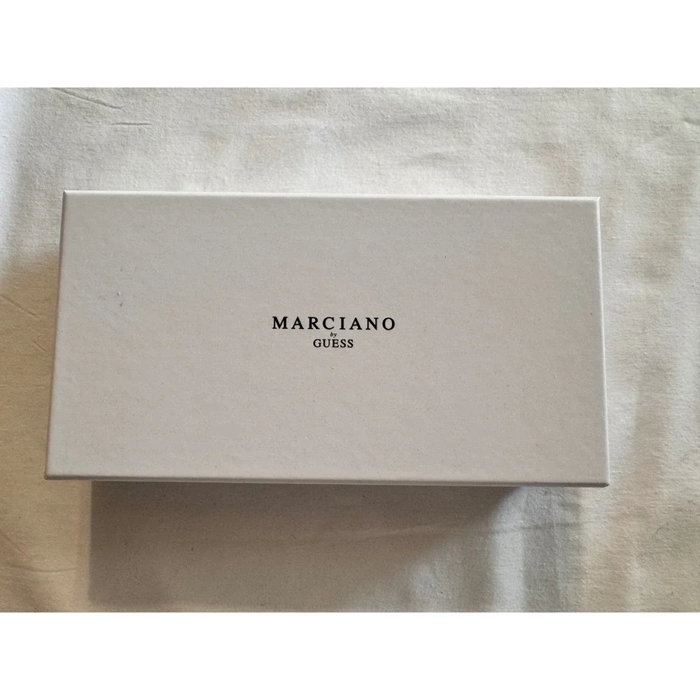 Marciano Guess Gold Glitter Butterfly Sunglasses GM00007 25F Cream  Gradient New